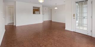 502 BRADLEY CT #5D Gallery 14