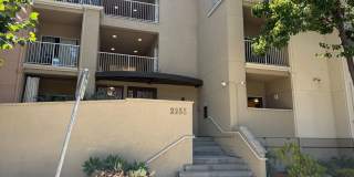 Sharp 1 Bedroom 1 Bath Condo in the Desirable Parc Crossings Community of Mountain View Gallery 1
