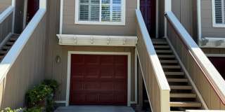 Great Townhome 2 bed 2 1/2 bath 2 car tandem garage. Gallery 1