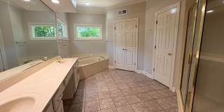 Newly Painted Germantown Home Minutes Away From Thornwood Market Row. Pets Are Welcome With Owner's Approval, Fees Will Apply. Gallery 20