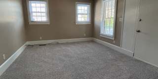 3-bedroom Close to South Elm Street Gallery 4