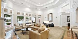 St. Moritz Apartments Gallery 3