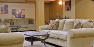 Lincoln Crest Gallery 10