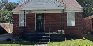 1614 Oakwood Dr Gallery 1