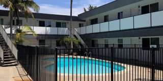 2275 Grand Ave Gallery 22