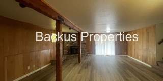 Large two-story home close to Del Monte Shopping Center in Monterey Gallery 12