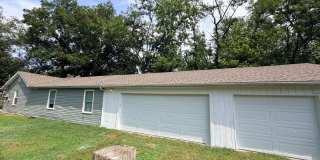 3 Bedroom 2 Bathrooms with Fully Fenced In Yard AVAILABLE NOW!!! Gallery 12
