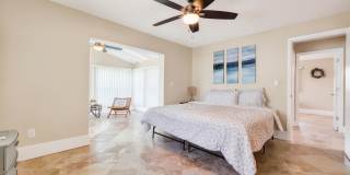 Discover the perfect Naples Park rental just minutes from the beach. Gallery 14