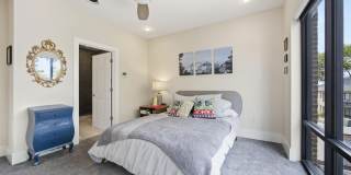 261 S Limestone Gallery 14