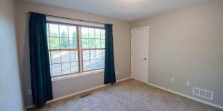 2 Bedroom Townhome off West Circle Drive Gallery 14