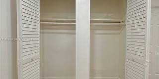 5545 N Miami Ave Gallery 13