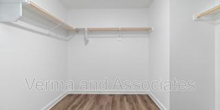 4771 W Folsom St Gallery 18