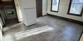 17 Jewel Avenue Gallery 1