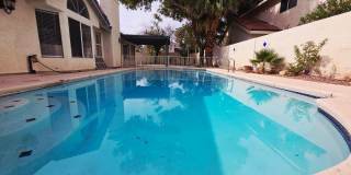 Single Story Home w/Pool in The Lakes! Gallery 48