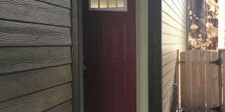 Three Bedrooms Plus Loft! Centrally located! Gallery 3