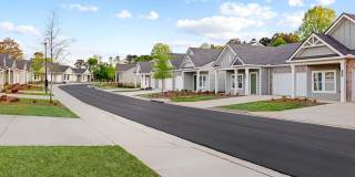 Hardy Springs 55+ Active Adult Apartment Homes Gallery 4