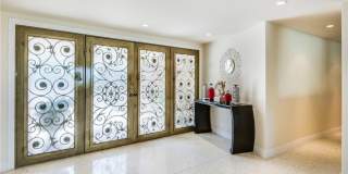 2 Bowie Road Gallery 33