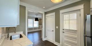 1651 Gregory Gallery 4