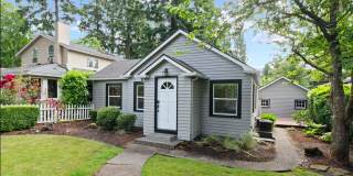 Charming Cottage in First Addition in Lake Oswego! Gallery 4
