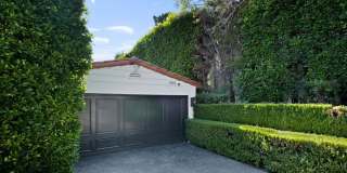 1443 N Doheny Dr Gallery 26