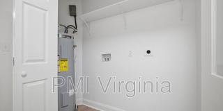 307 North 4th Street Gallery 25