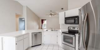 Spacious 4-Bedroom Home in Desirable Riverview Location with Excellent Schools Gallery 13