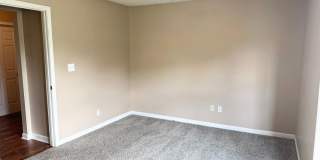 Great Garage! Gallery 17