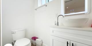 1338 West 35th Place - Co-Living 1338 West 35th Place - Co-Living Gallery 16