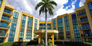 11750 SW 18th St Gallery 1