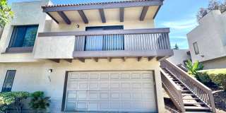 COMING SOON: BIG College Area Townhome 4 Bed / 2.5 Bath garage, AC, pool, W/D Gallery 7