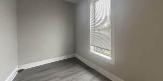 Renovated Three Bedroom w/ New Flooring throughout in Southwest Gallery 7