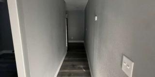 209 N Xenophon Ave Gallery 5