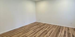 Great Location 3 bedroom 1 bath 1car garage Gallery 4