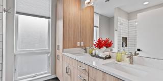 1817 North Arlington Place Gallery 3