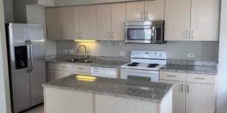 512 N MCCLURG Court Gallery 4