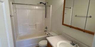 3 BEDROOM, 2.5 BATHROOM SOUTH PARK TWINHOME WITH ATTACHED 2 CAR GARAGE Gallery 12