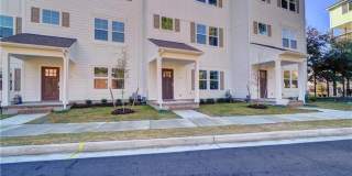 2921 PRETTY LAKE Avenue Gallery 1