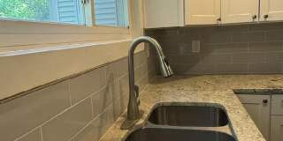 Clifton/Frankfort 3 Bedroom 2-Bath House Clifton/Frankfort 3 Bedroom 2-Bath House Gallery 12