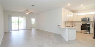 ** NEW CONSTRUCTION ORANGE BLOSSOM GROVES VILLAS ** 2 BEDROOMS\2.5 BATHROOMS UNFURNISHED ANNUAL HOME - MEDIUM DOG FRIENDLY ** Gallery 34