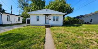 2 bed 1 bath with Garage Gallery 1