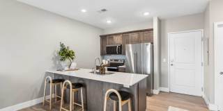 RiverPointe Apartments Gallery 1