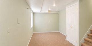 Charming 5-Bedroom Cul-de-Sac Home in Sandy with Garden Beds and Outdoor Space Charming 5-Bedroom Cul-de-Sac Home in Sandy with Garden Beds and Outdoor Space Gallery 21