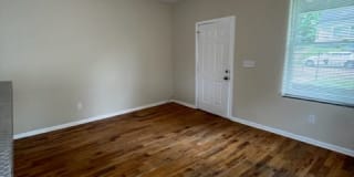 2005 East 5th Avenue - 2005 Gallery 3