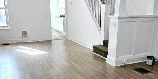 LARGE! NEWLY REMODELED 4 BEDROOM HOME 4 A STEAL!!! Gallery 5