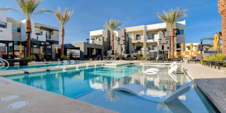 Maverick Gallery 155