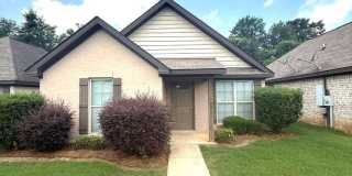 ** 3 Bed 2 Bath located in Burbank Crossing ** Call 334-366-9198 to schedule a self tour Gallery 1