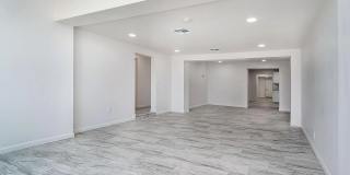 1017 E. West Circle Dr. 1017 E. West Circle Dr. Gallery 7