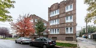 1516 W 78th Street Gallery 10