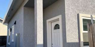 Beautiful Home on Multi-Property Parcel Gallery 1