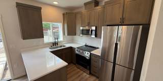 September Move In 3 bed 3 bath NEW Dixon Cottages Gallery 1